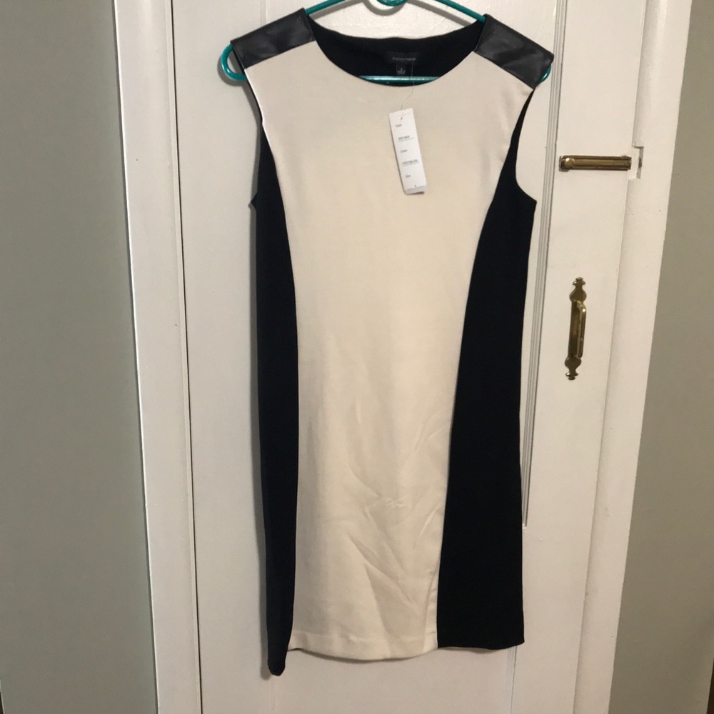 Spense sheath dress size 4